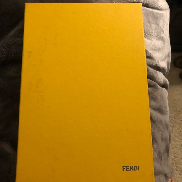 Fendi gorgeous pump - Picture 2 of 8